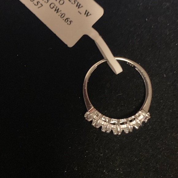 Ring Ruby @ Topaz - Picture 6 of 6